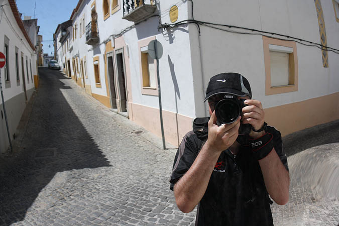 Portugal - Selbstporträt um die Ecke