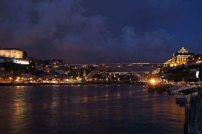 Portugal - Ponte Dom Luís I. bei Nacht