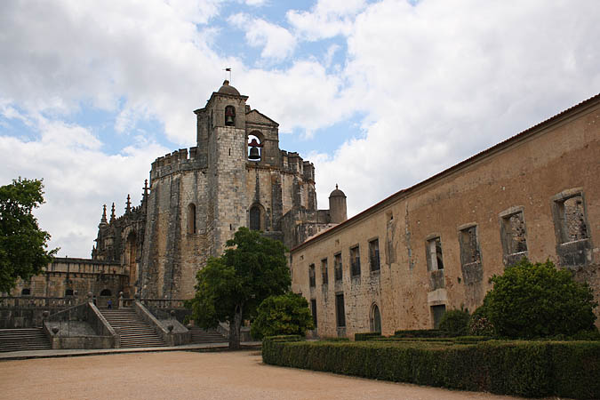 Portugal - Nach Zerschlagung des Templer-Ordens wurde hier ein Kloster errichtet