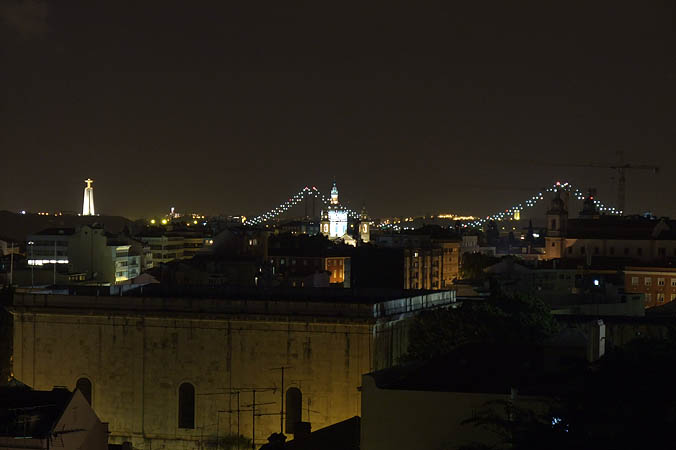 Portugal - Lissabon bei Nacht 
